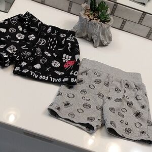 Nike & Marvel Shorts 2T